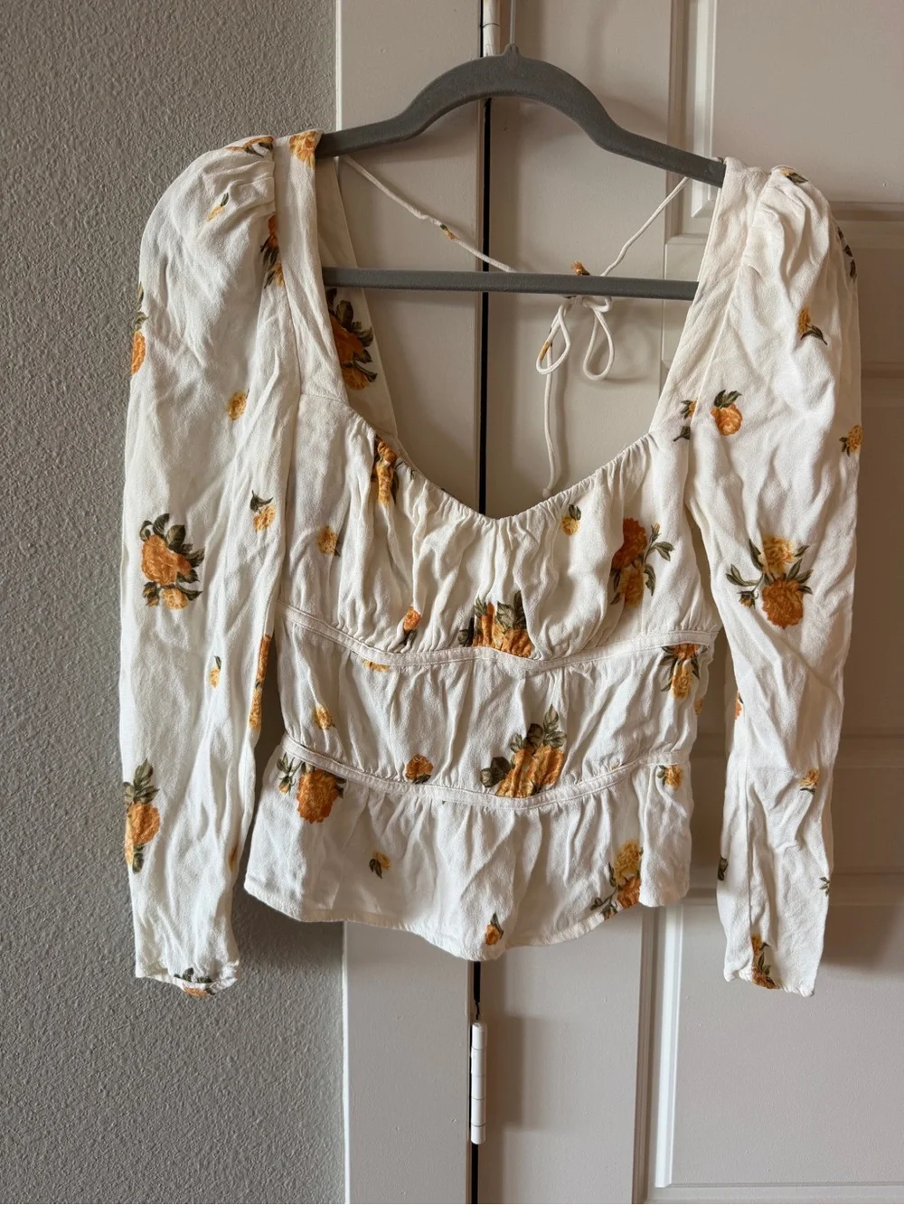 Reformation Plath in Constance Cream Floral Blouse Size Small Sweetheart